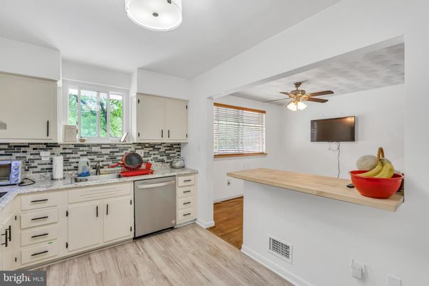 Interior, Kitchen, Wood Texture Flooring
