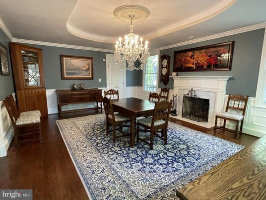 Chandelier, Dining room, Fireplace, Interior, Wood Texture Flooring