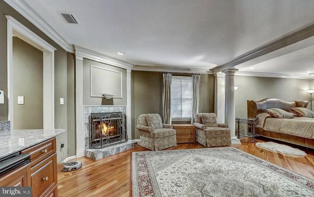 Bedroom, Fireplace, Interior, Recessed Lighting, Wood Texture Flooring