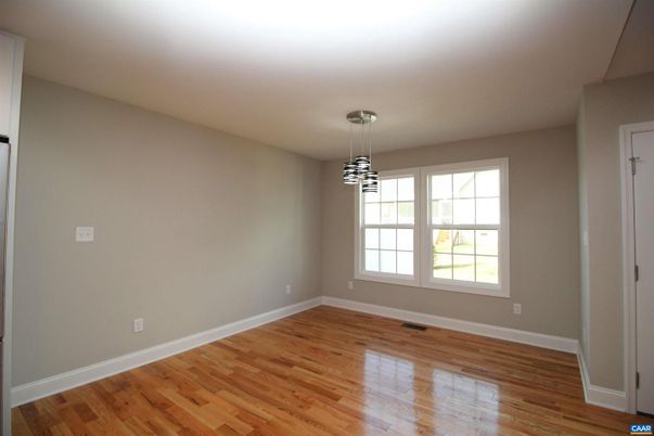 Empty room, Interior, Pendant Lights, Wood Texture Flooring