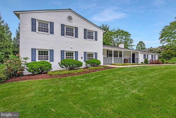 Backyard, Exterior, Facade, Georgian