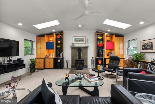 Fireplace, Interior, Living room, Recessed Lighting
