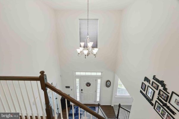 Chandelier, Interior