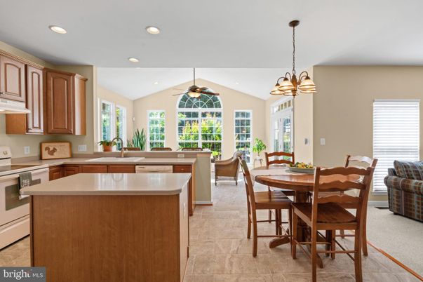 Dining room, Interior, Kitchen, Pendant Lights, Recessed Lighting