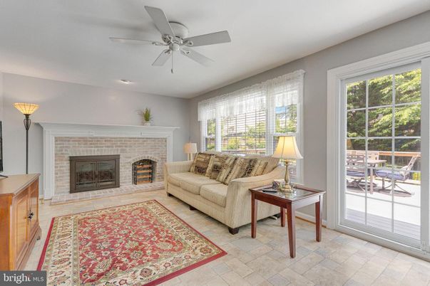 Fireplace, Interior, Living room, Recessed Lighting