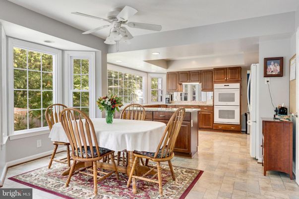 Dining room, Interior, Kitchen, Recessed Lighting