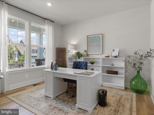 Home Office, Interior, Recessed Lighting, Wood Texture Flooring