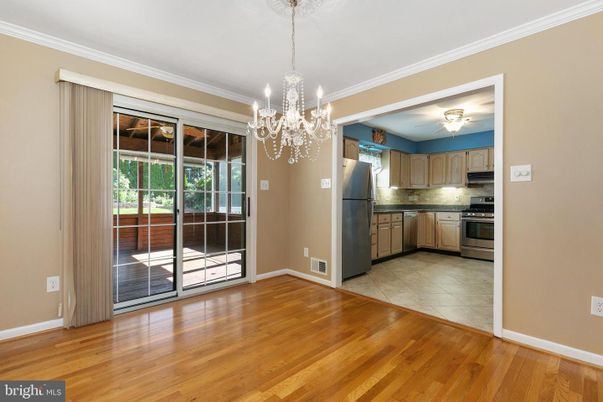 Chandelier, Empty room, Interior, Kitchen, Stainless Steel Appliances, Wood Texture Flooring