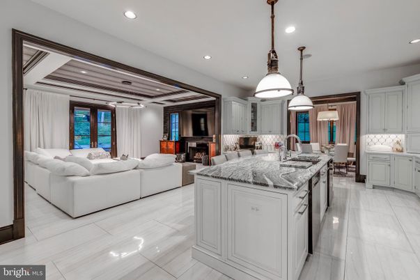 Fireplace, Interior, Kitchen, Living room, Pendant Lights, Recessed Lighting, Water
