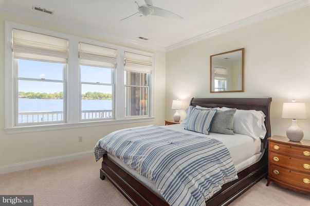 Bedroom, Interior, Water