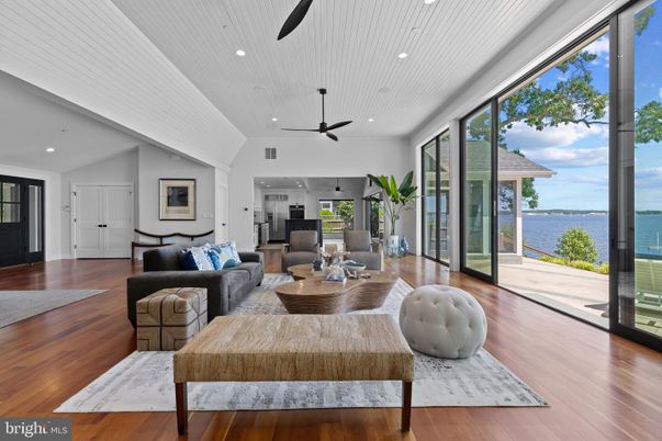 Interior, Living room, Recessed Lighting, Water, Wood Texture Flooring