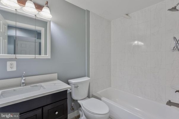 Bathroom, Interior, Marble Walls