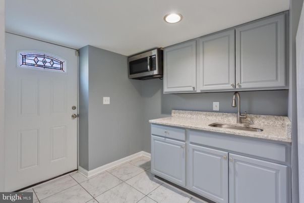 Interior, Kitchen, Marble, Recessed Lighting