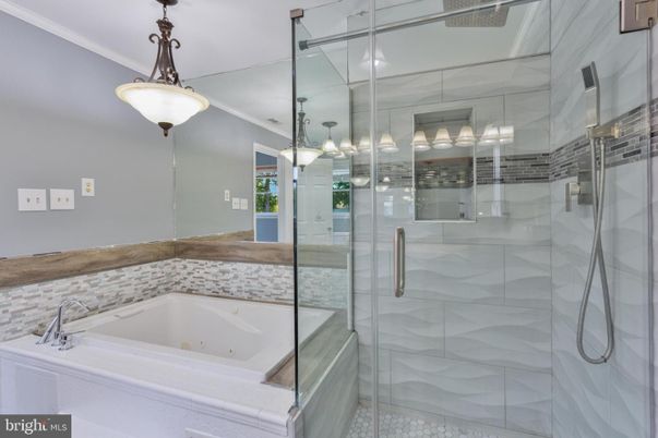 Bathroom, Glass Shower, Interior, Pendant Lights