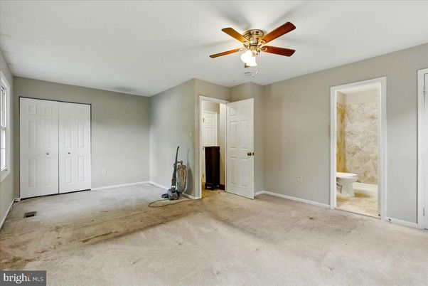 Bathroom, Empty room, Interior