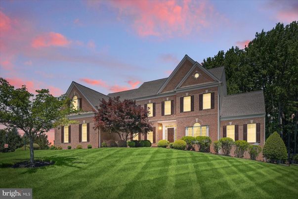 Backyard, Exterior, Facade, Brick Facade, Georgian