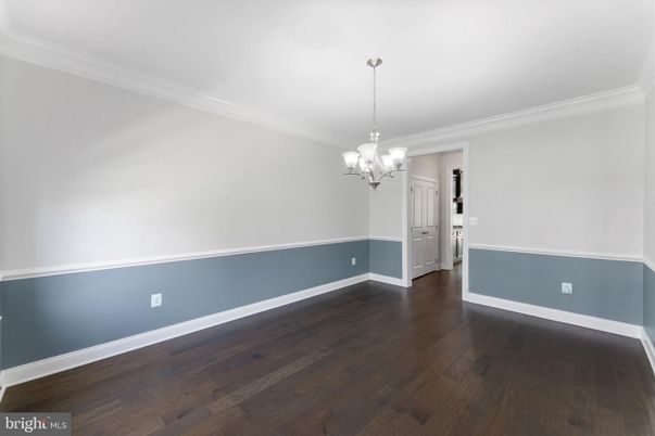Chandelier, Empty room, Interior, Wood Texture Flooring