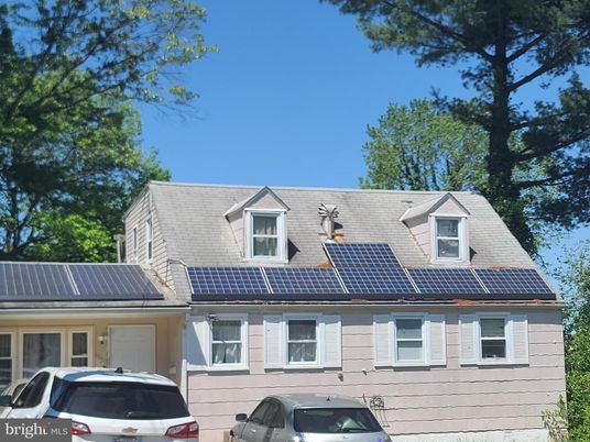 Exterior, Facade, Solar Panels, Cape Cod