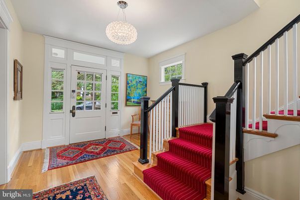 Chandelier, Interior, Wood Texture Flooring