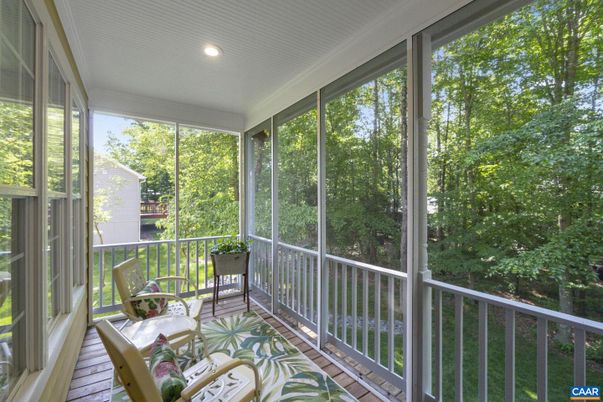 Interior, Recessed Lighting, Sun Room, Wood Texture Flooring