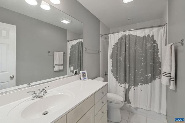 Bathroom, Interior, Recessed Lighting