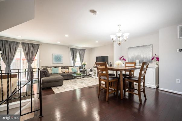 Chandelier, Dining room, Interior, Living room, Recessed Lighting, Wood Texture Flooring
