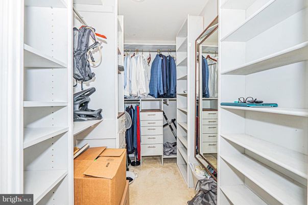 Interior, Walk-in Closets