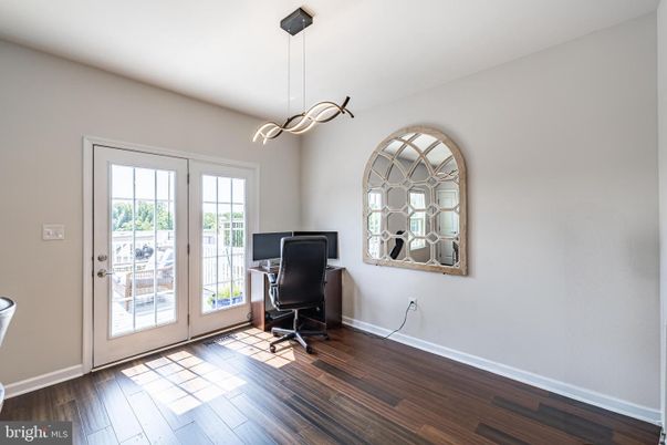 Home Office, Interior, Pendant Lights, Wood Texture Flooring