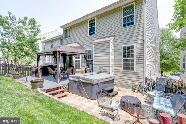 Backyard, Exterior, Hot Tub