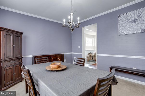 Chandelier, Dining room, Interior