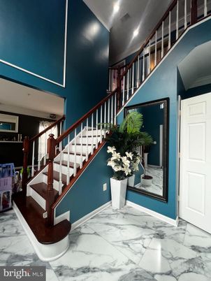 Interior, Marble, Recessed Lighting
