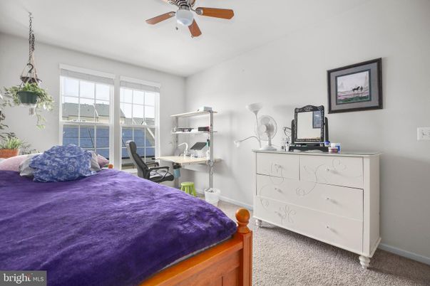 Bedroom, Home Office, Interior, Pendant Lights, Water