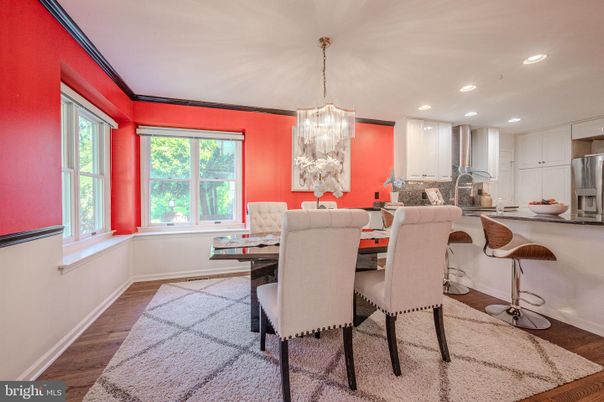 Chandelier, Dining room, Interior, Kitchen, Pendant Lights, Recessed Lighting, Stainless Steel Appliances, Wood Texture Flooring