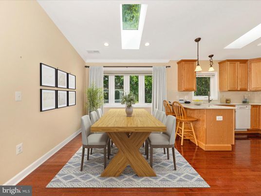 Dining room, Interior, Kitchen, Pendant Lights, Recessed Lighting, Wood Texture Flooring