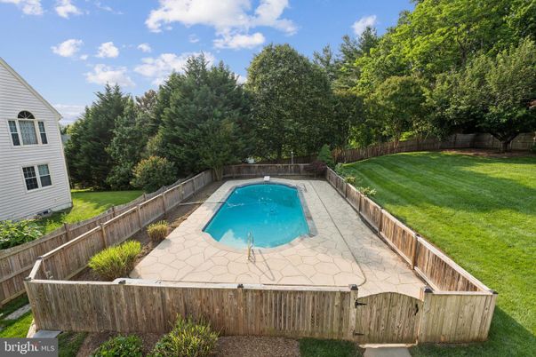 Backyard, Exterior, Pool