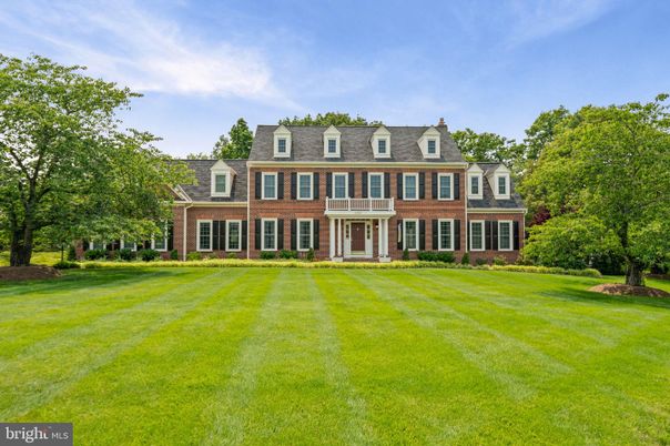 Backyard, Exterior, Facade, Brick Facade, Georgian