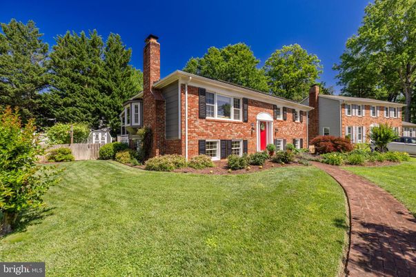 Backyard, Exterior, Facade, Brick Facade, Georgian