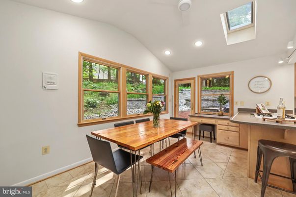Dining room, Interior, Recessed Lighting