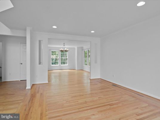 Chandelier, Empty room, Interior, Recessed Lighting, Wood Texture Flooring