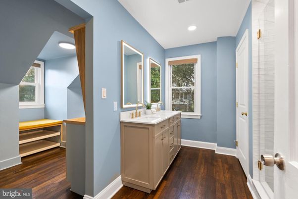Bathroom, Interior, Recessed Lighting, Wood Texture Flooring