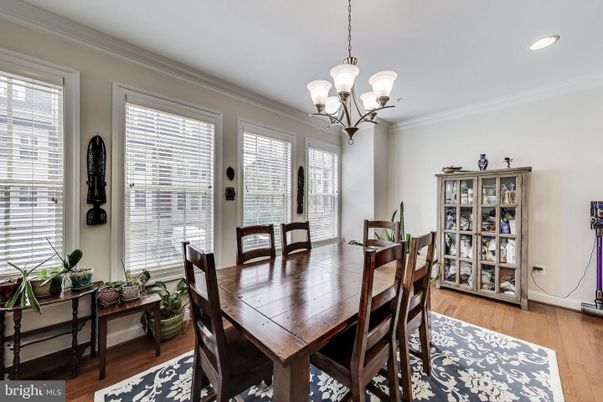 Chandelier, Dining room, Interior, Recessed Lighting, Wood Texture Flooring
