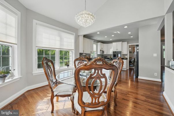 Chandelier, Dining room, Interior, Kitchen, Recessed Lighting, Wood Texture Flooring