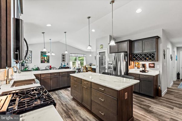 Interior, Kitchen, Pendant Lights, Recessed Lighting, Wood Texture Flooring
