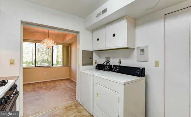 Chandelier, Interior, Washer