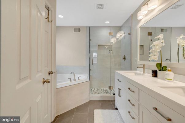 Bathroom, Dual Sink Vanities, Glass Shower, Interior, Recessed Lighting
