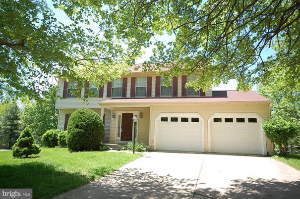 Attached, Exterior, Facade, Georgian