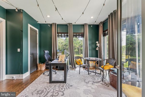 Home Office, Interior, Recessed Lighting, Wood Texture Flooring