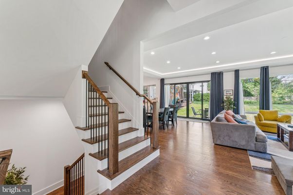 Dining room, Interior, Living room, Recessed Lighting, Wood Texture Flooring