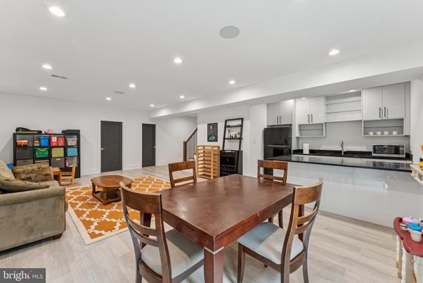 Dining room, Interior, Kitchen, Living room, Recessed Lighting, Wood Texture Flooring