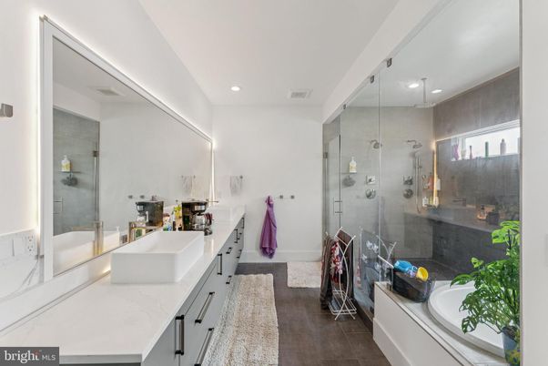Bathroom, Dual Sink Vanities, Glass Shower, Interior, Recessed Lighting